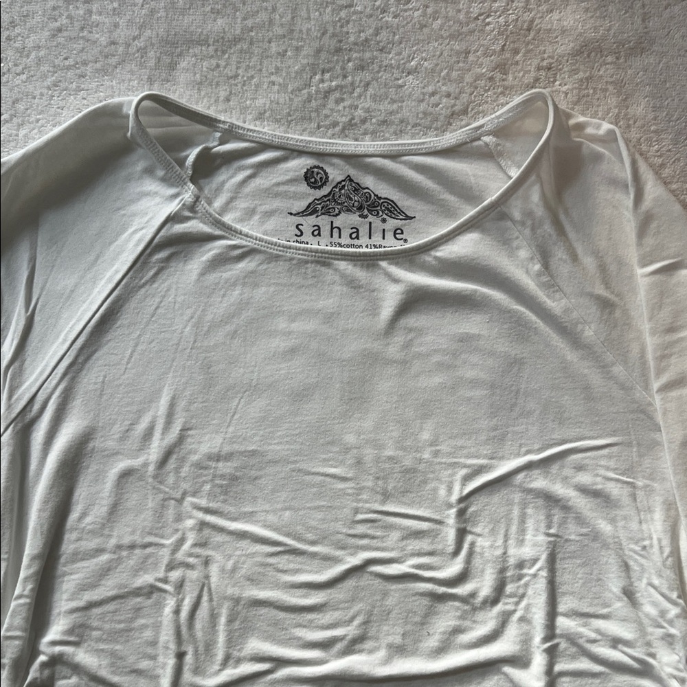 Sahalie Classic White 3/4 Sleeve Tee, L - Picture 4 of 9